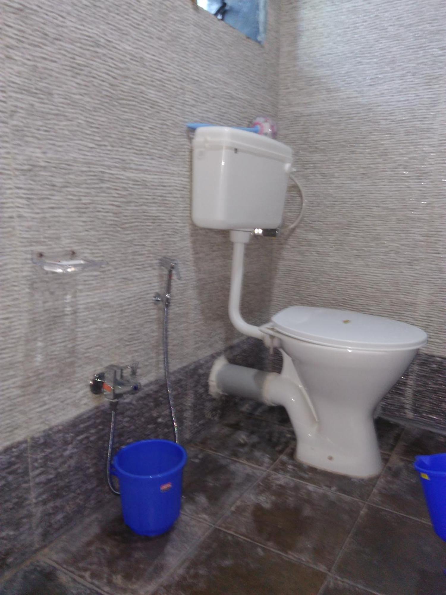 Anandi Villa Homestay Adhi 외부 사진