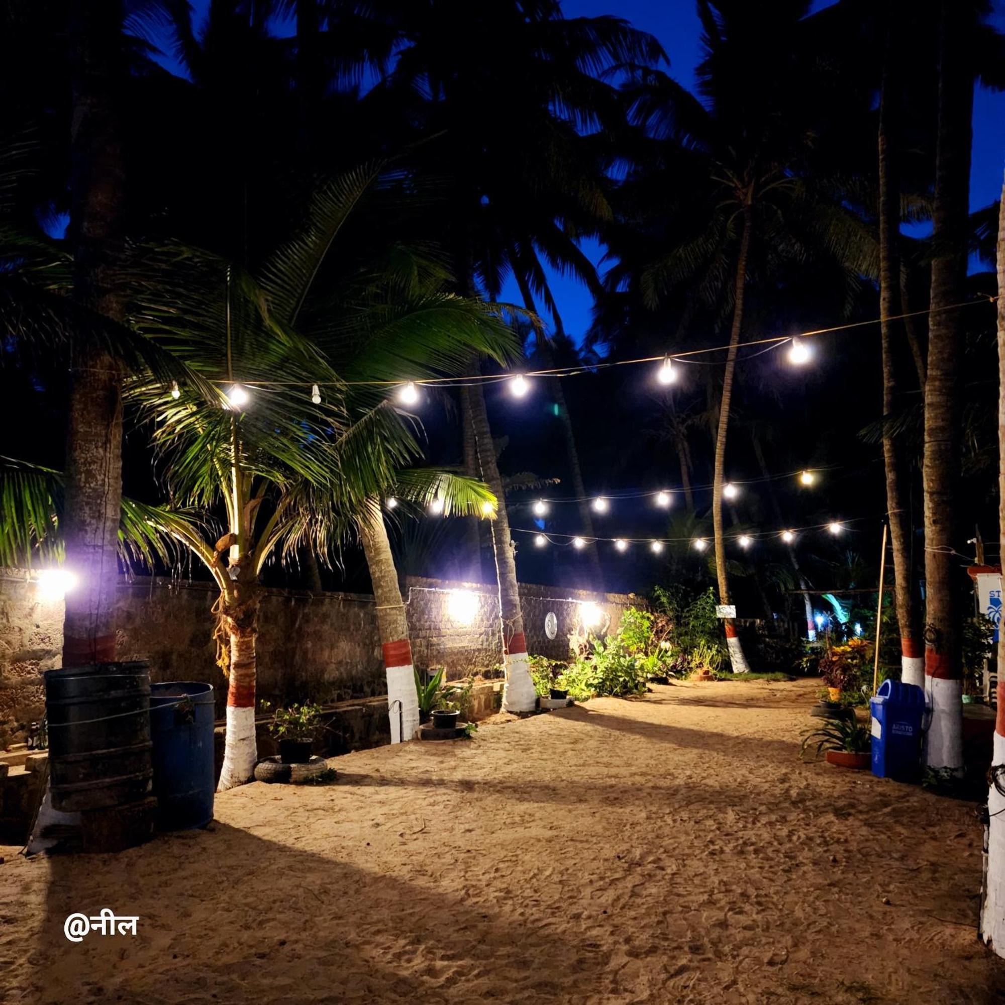 Anandi Villa Homestay Adhi 외부 사진