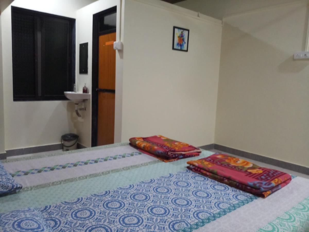 Anandi Villa Homestay Adhi 외부 사진