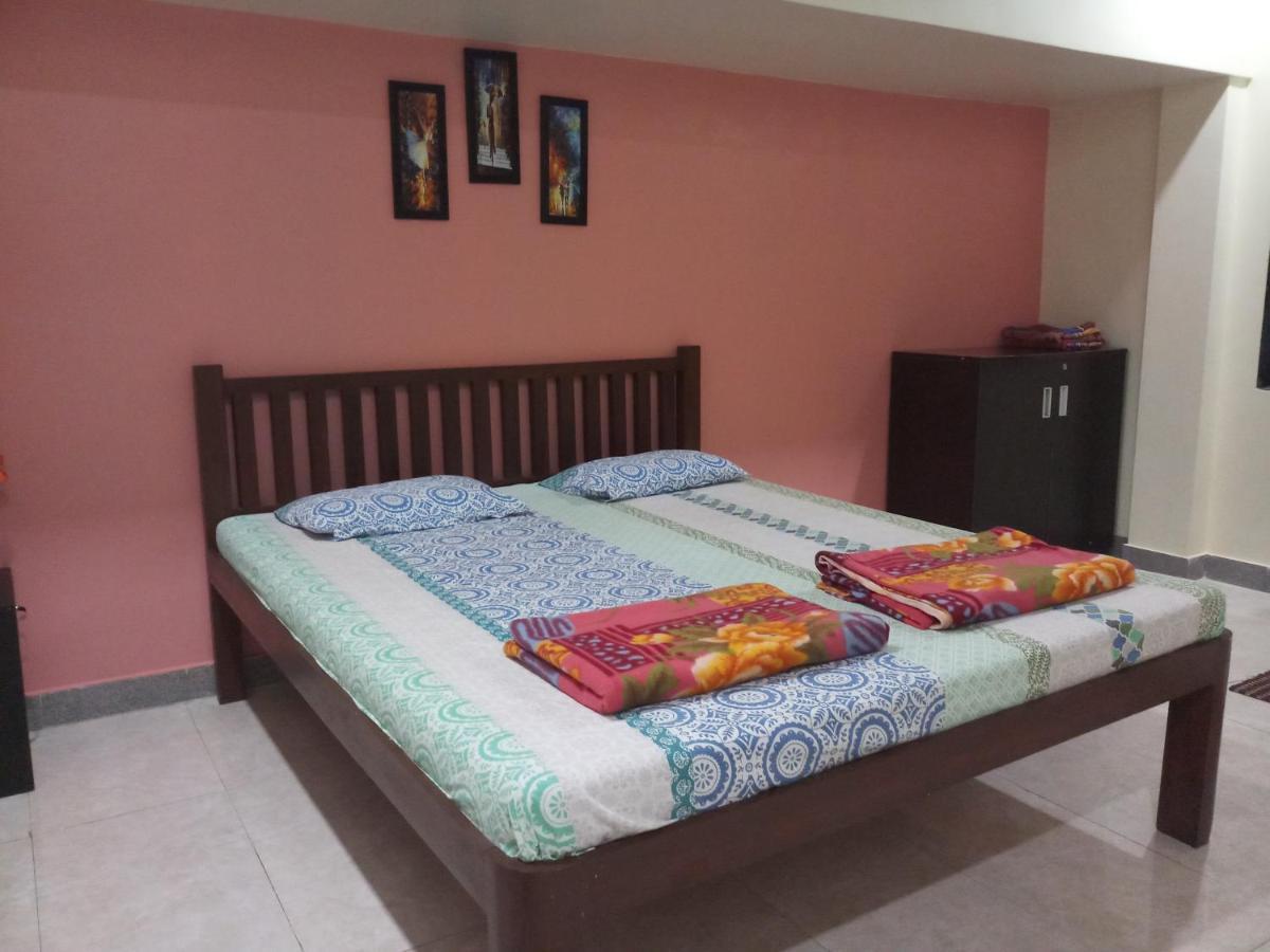 Anandi Villa Homestay Adhi 외부 사진